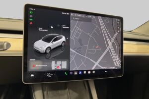 Tesla Model Y esikatselu 28
