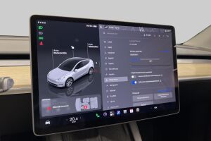 Tesla Model Y esikatselu 34