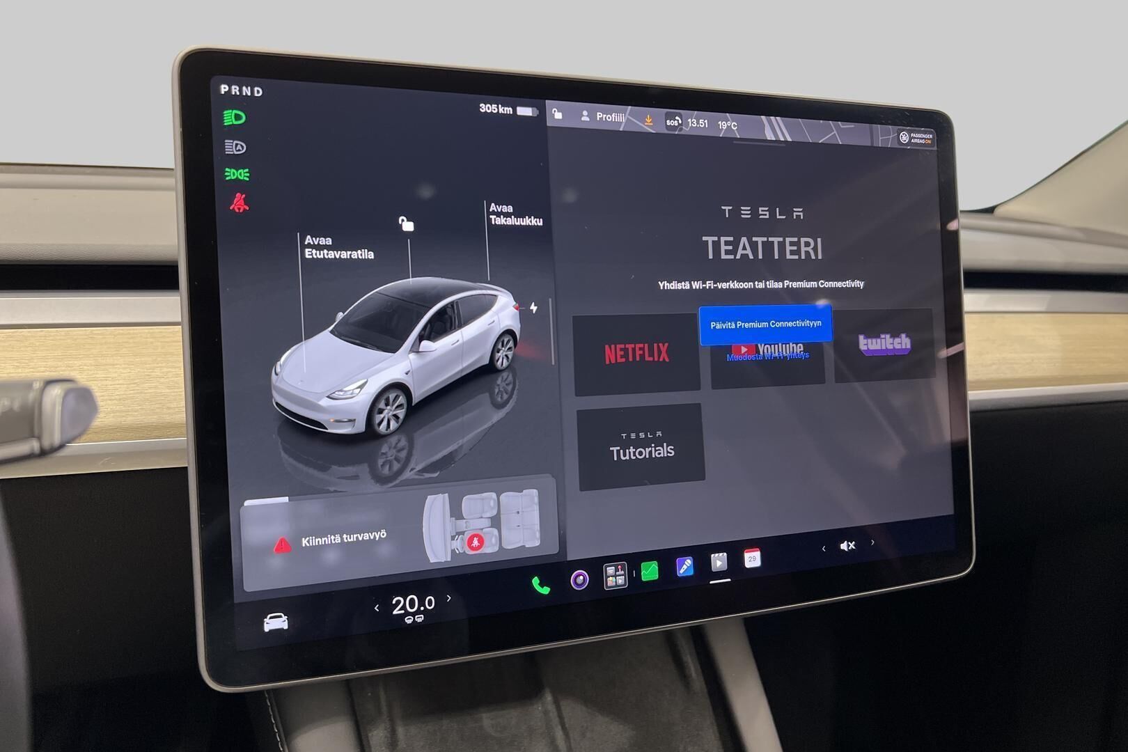 Tesla Model Y iso kuva 16