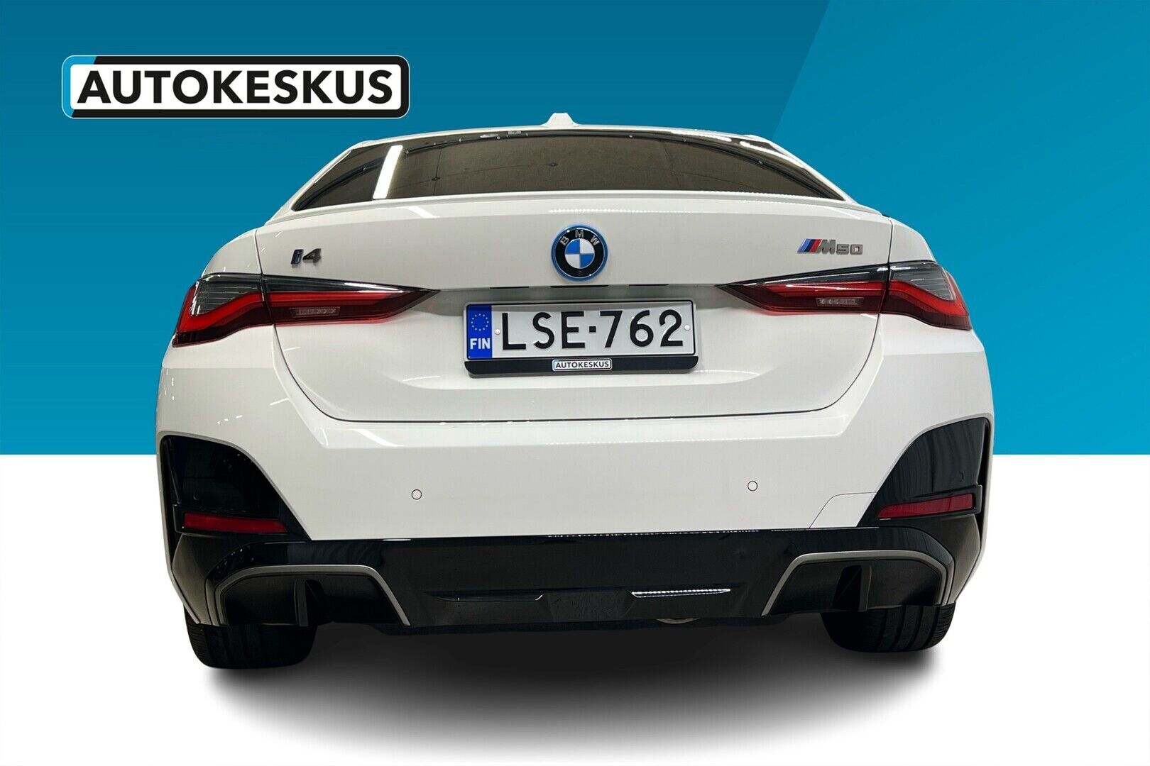 BMW i4 iso kuva 2