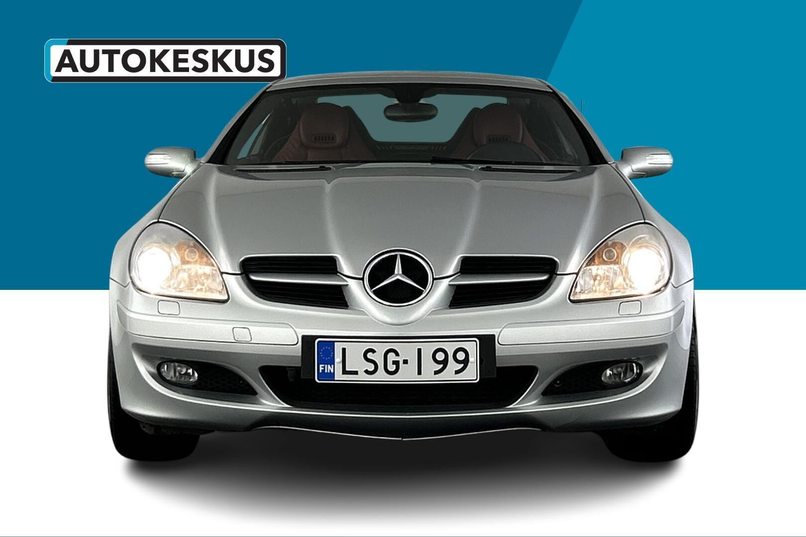 Mercedes-Benz SLK iso kuva 2