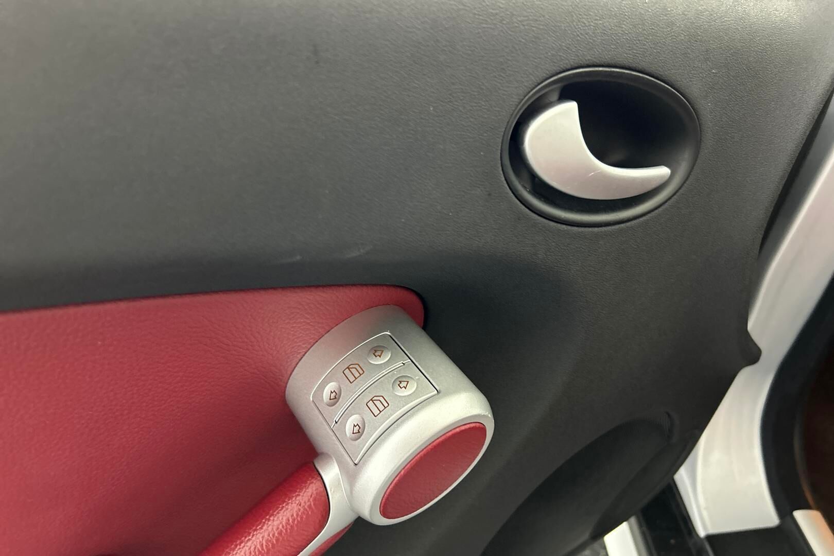 Mercedes-Benz SLK iso kuva 22