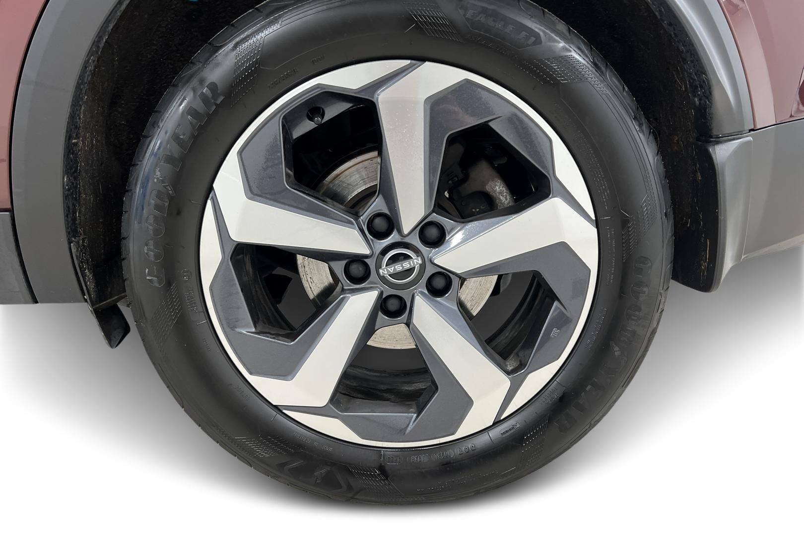 Nissan Qashqai iso kuva 12