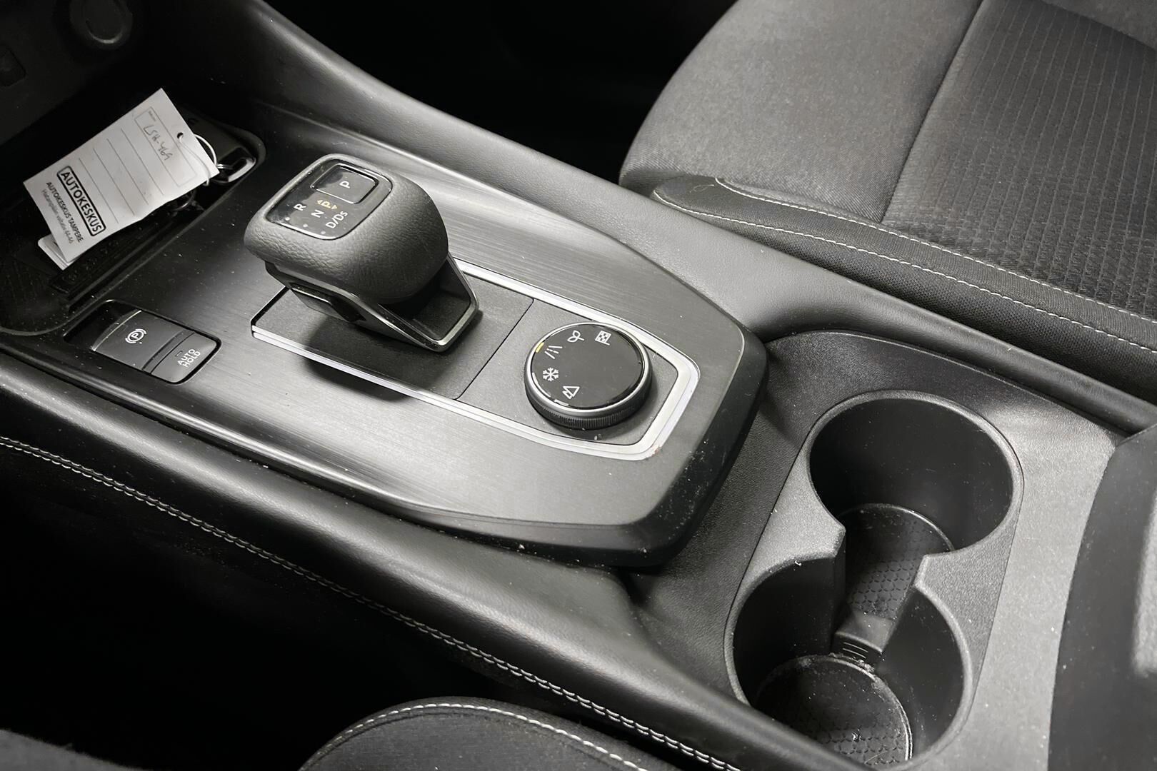 Nissan Qashqai iso kuva 15