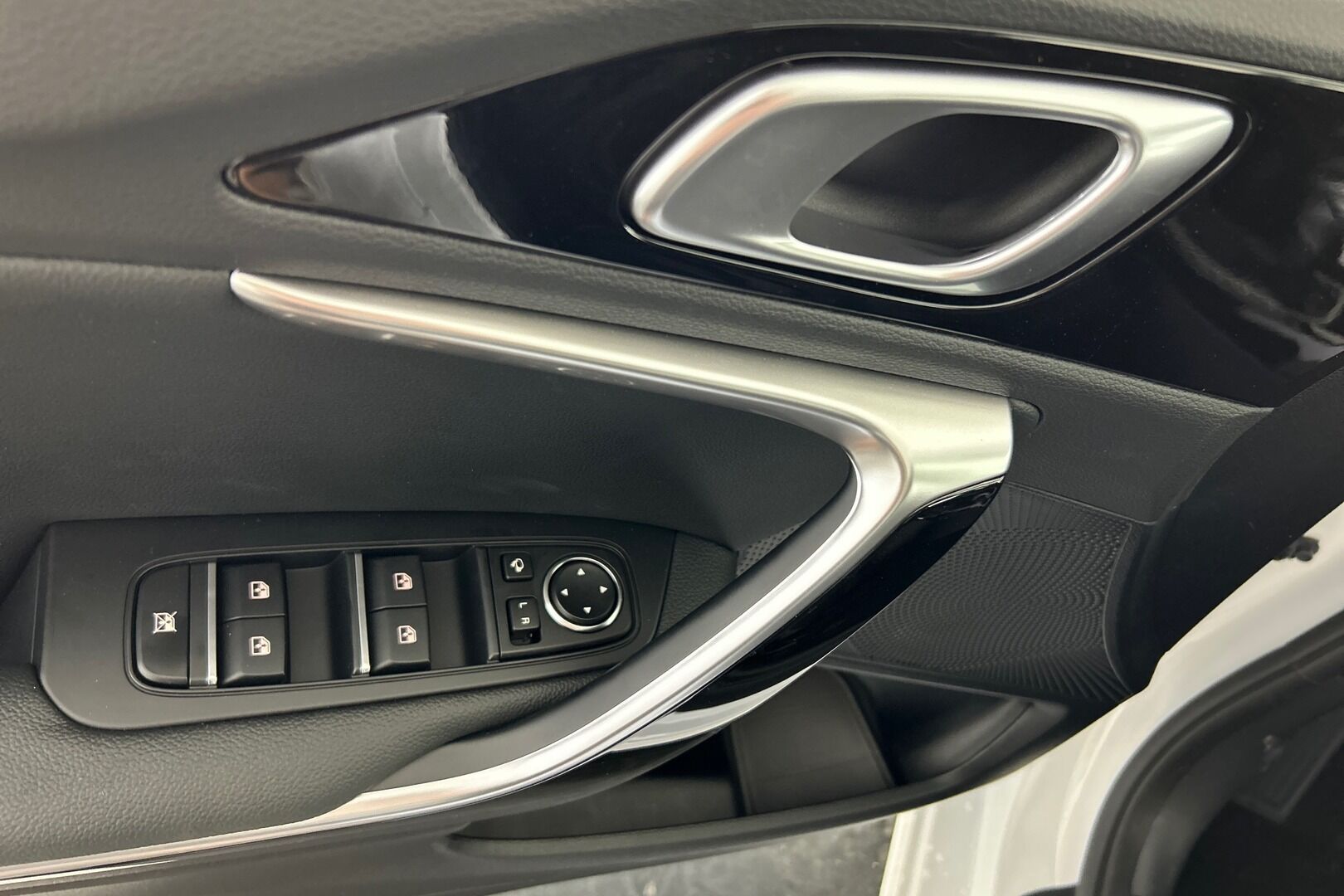 Kia Ceed iso kuva 21
