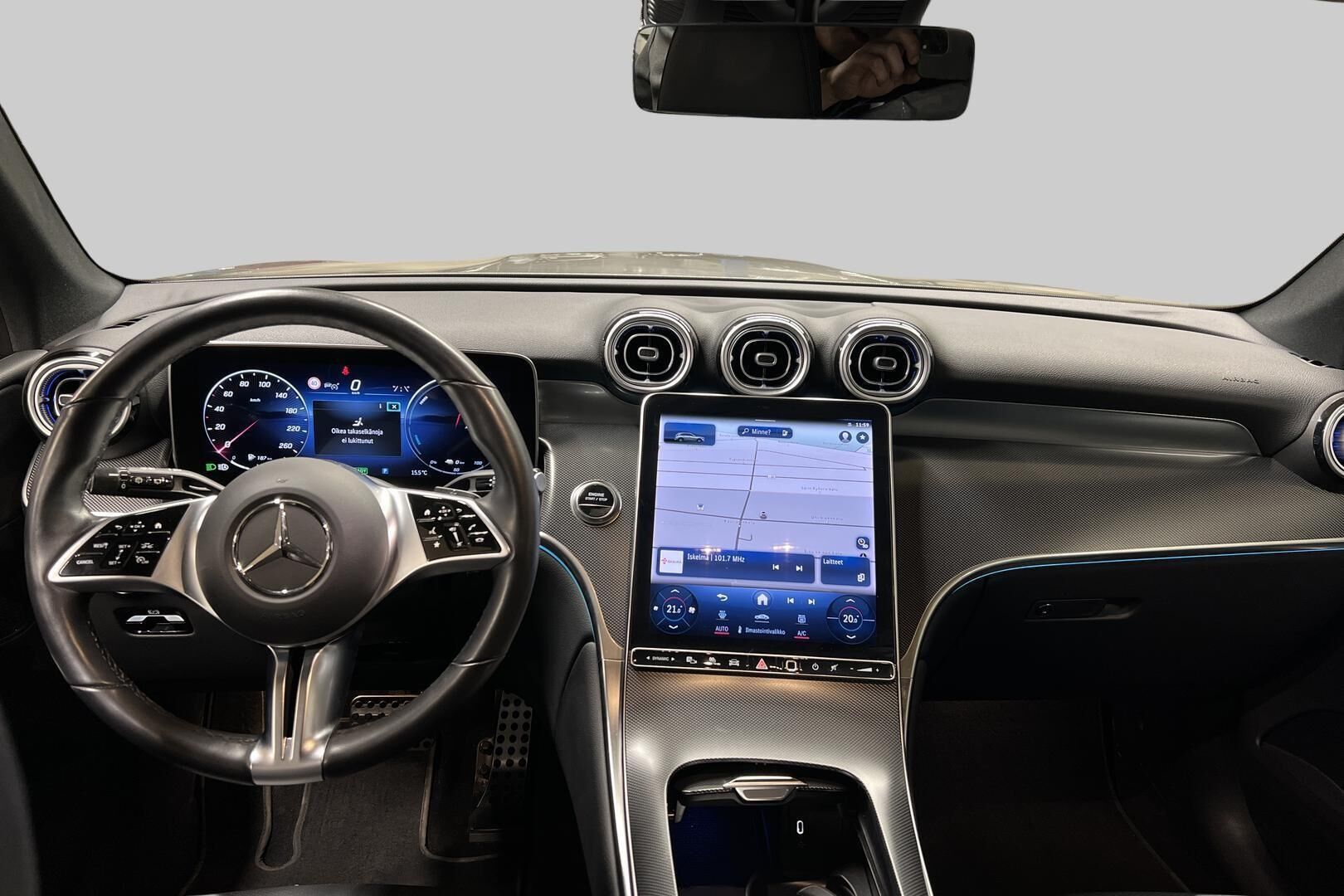 Mercedes-Benz GLC iso kuva 11