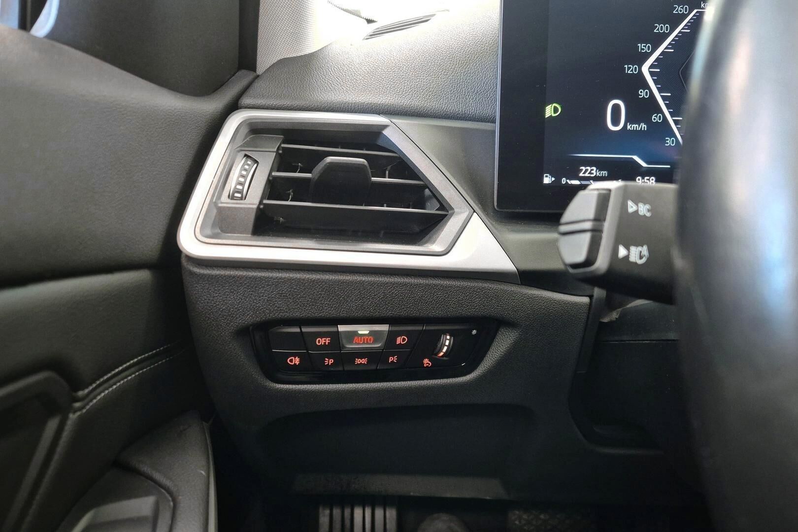 BMW 3-sarja iso kuva 21