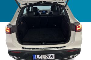 Mercedes-Benz EQA esikatselu 22
