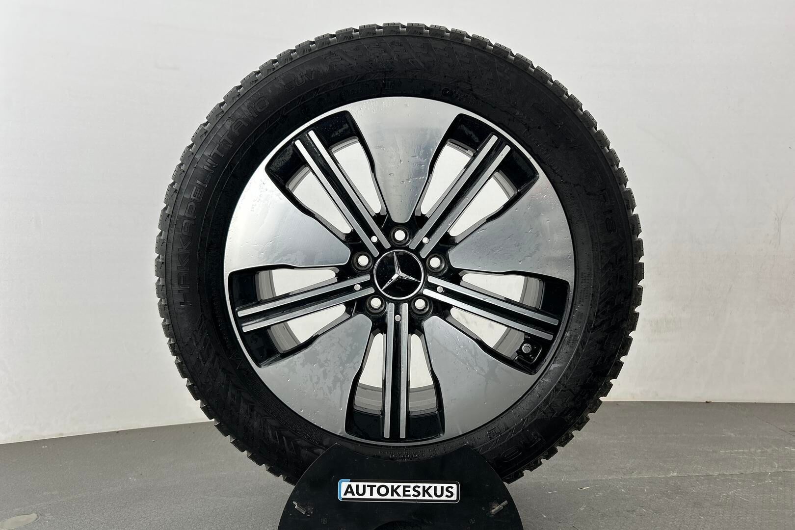 Mercedes-Benz EQA iso kuva 14