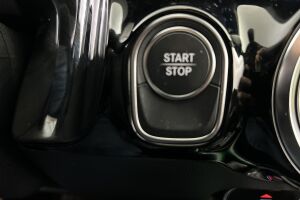 Mercedes-Benz EQA esikatselu 27