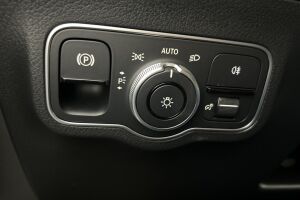 Mercedes-Benz EQA esikatselu 30