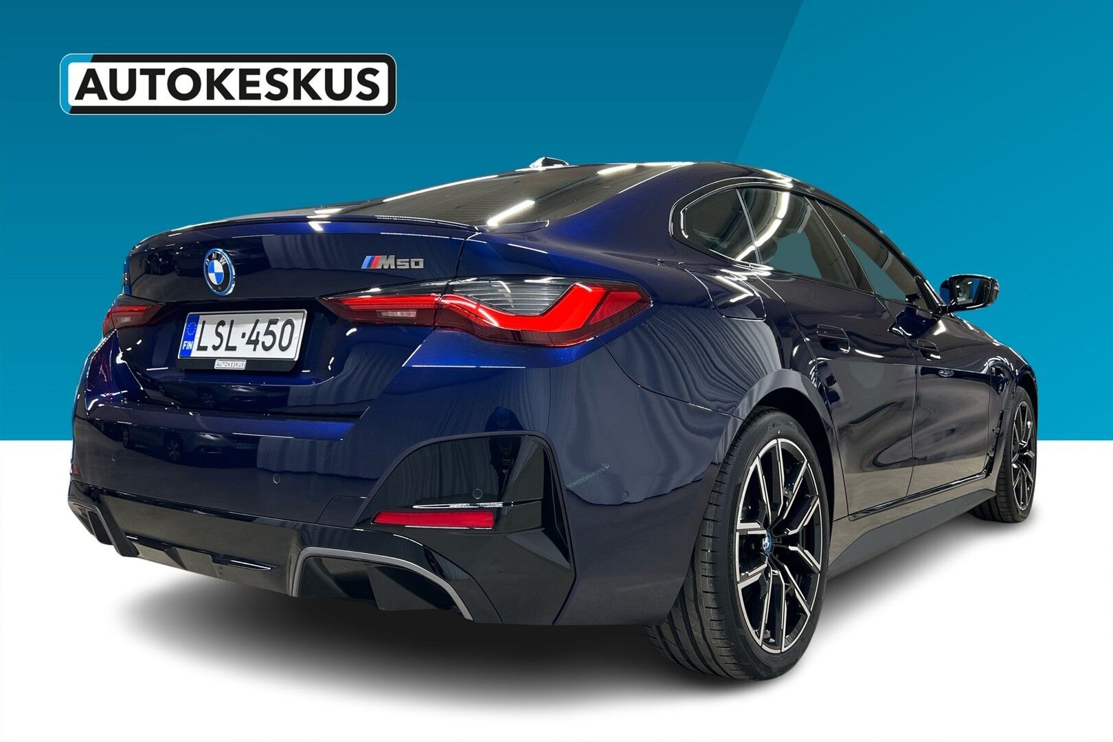 BMW i4 iso kuva 3