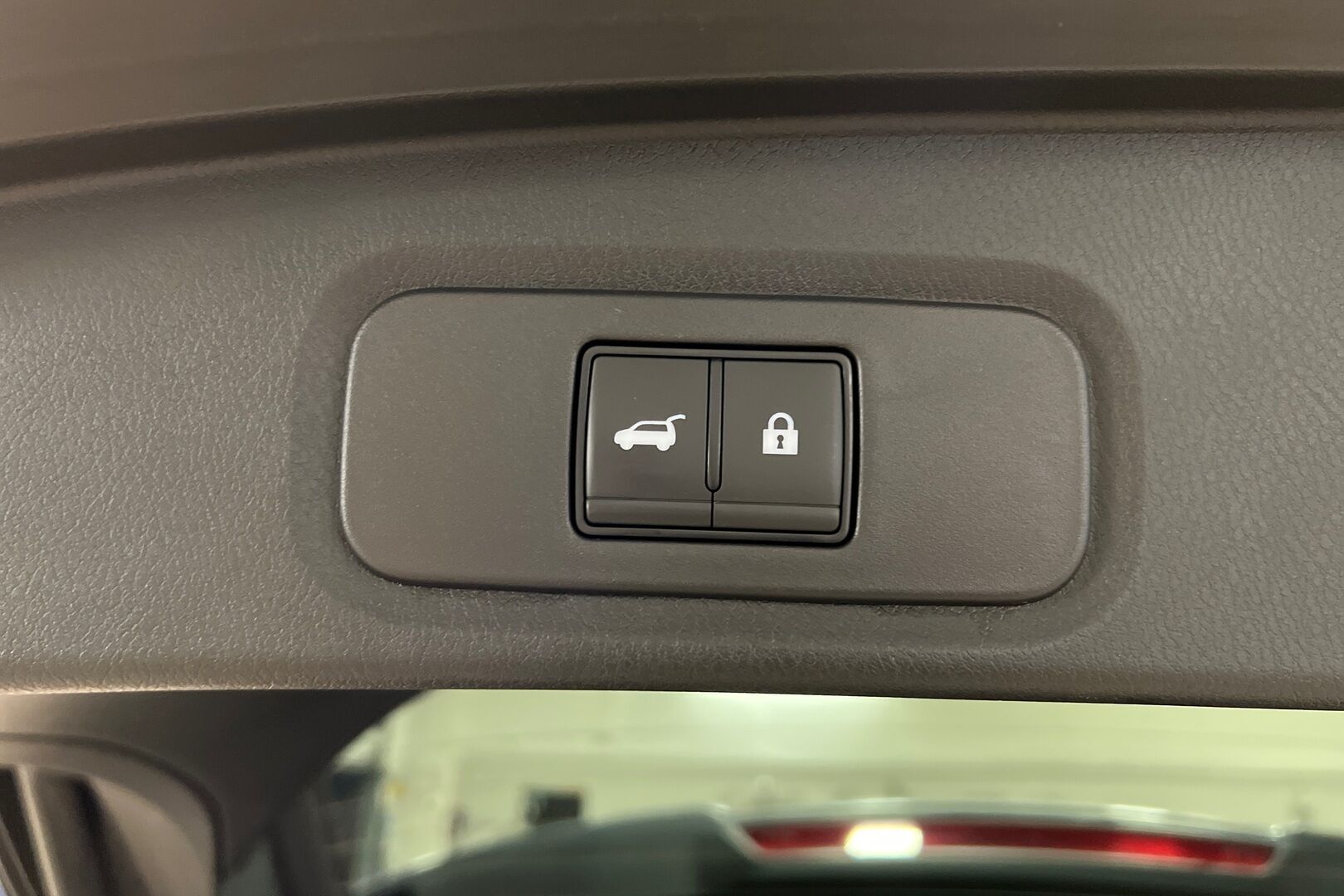 Nissan Qashqai iso kuva 9