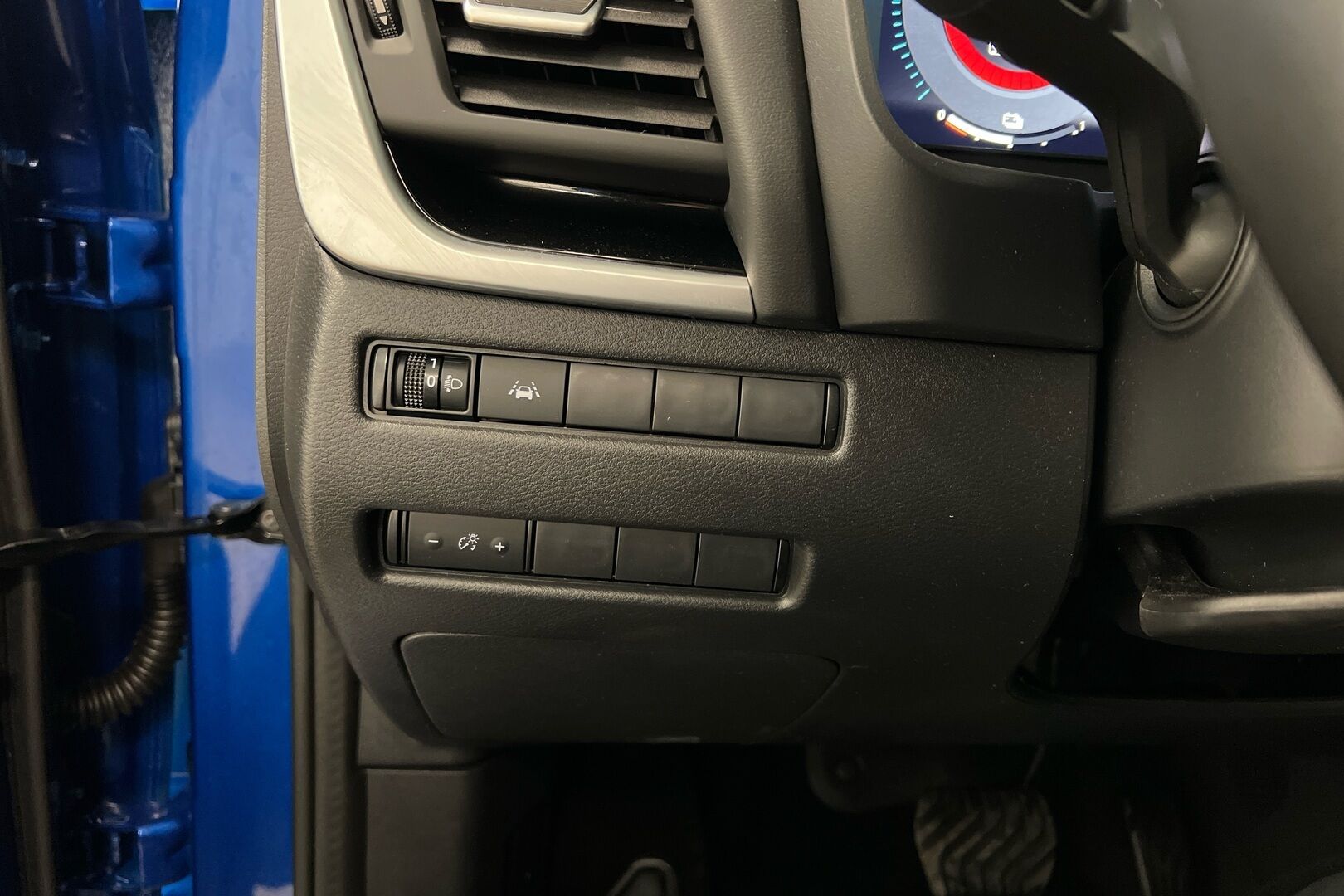 Nissan Qashqai iso kuva 18