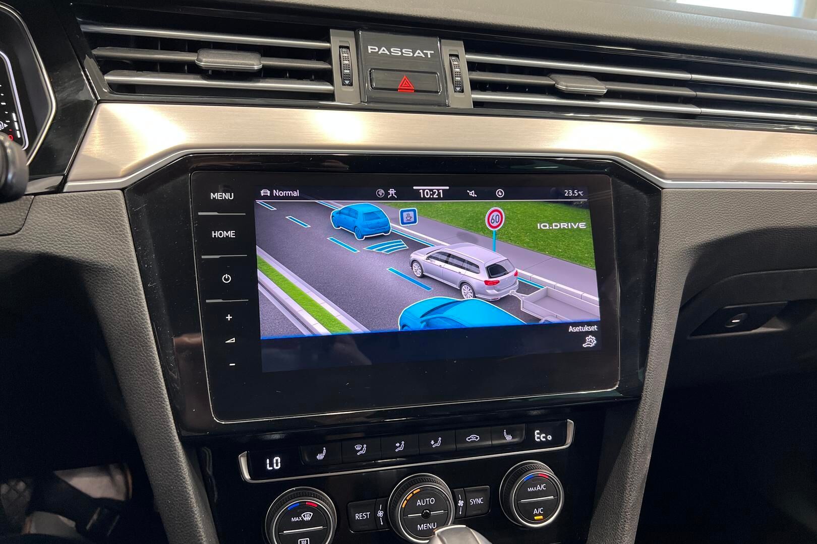 VOLKSWAGEN PASSAT iso kuva 11
