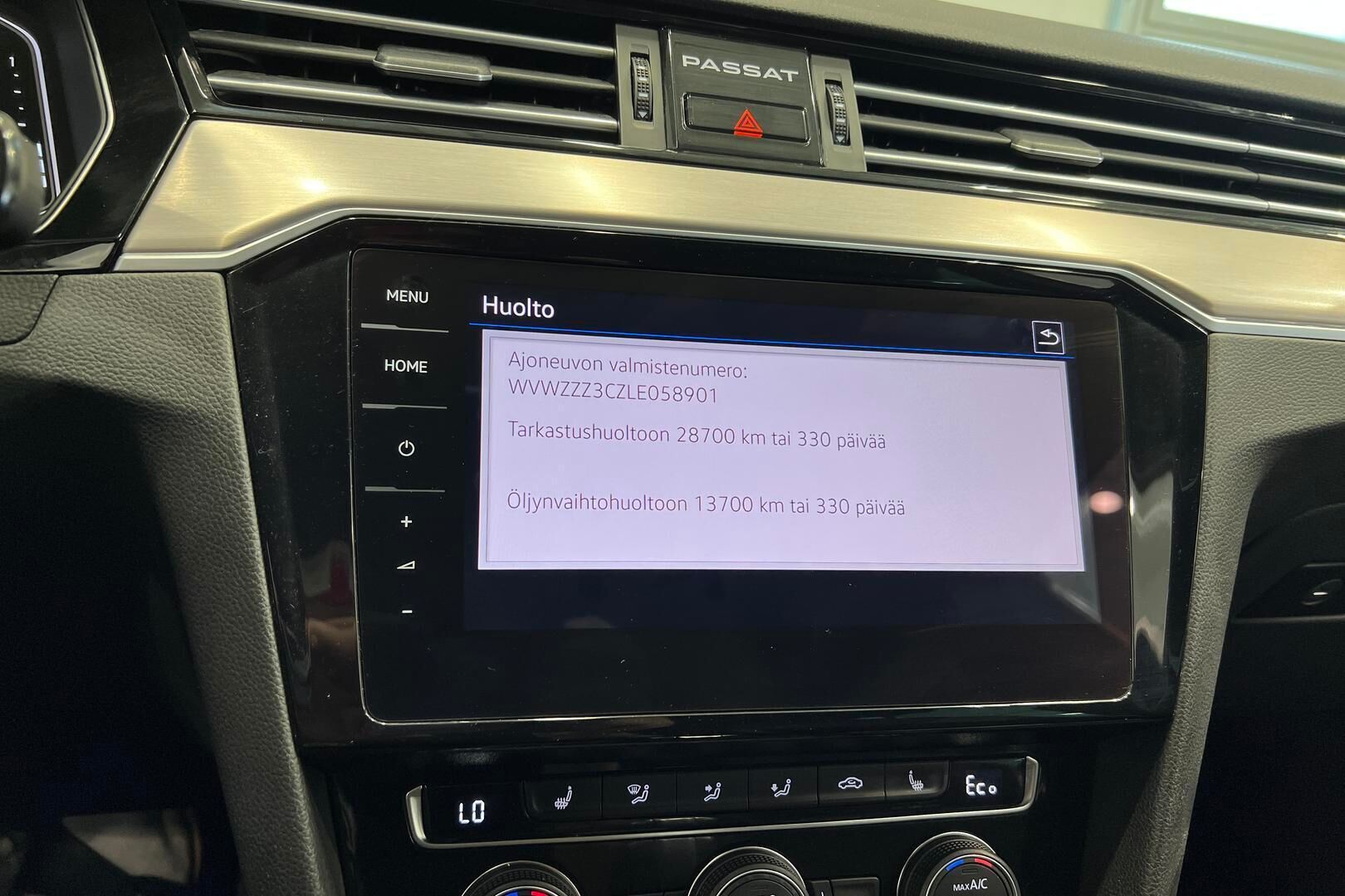 VOLKSWAGEN PASSAT iso kuva 12