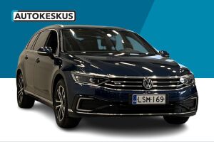 VOLKSWAGEN PASSAT esikatselu 2