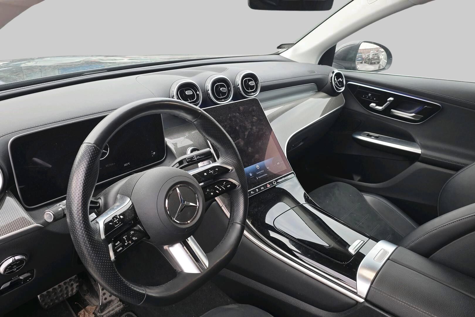 Mercedes-Benz GLC iso kuva 2