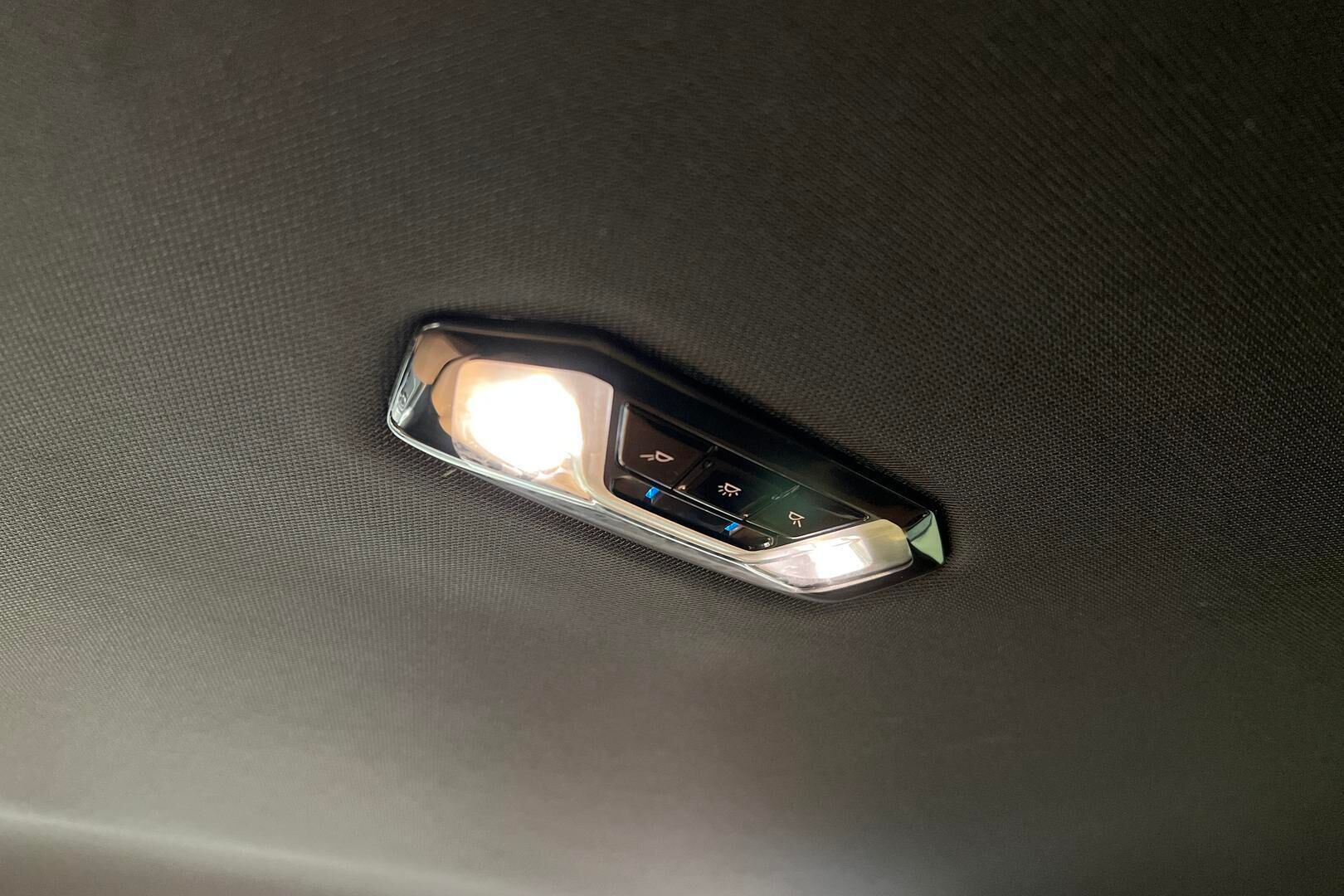 BMW I4 M50 iso kuva 32