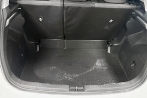 Toyota Yaris esikatselu 10