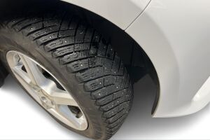 Toyota Yaris esikatselu 12