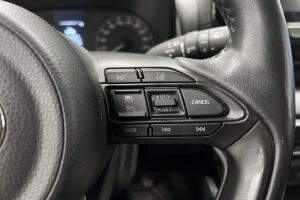 Toyota Yaris esikatselu 16