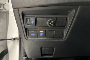 Toyota Yaris esikatselu 16