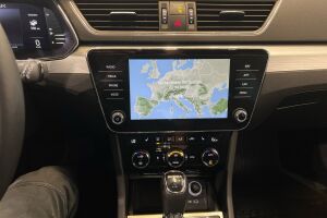 Skoda Superb esikatselu 17