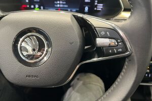 Skoda Superb esikatselu 20