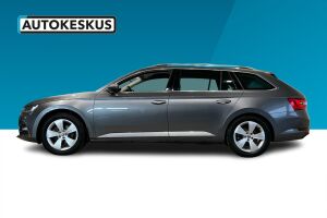 Skoda Superb esikatselu 5