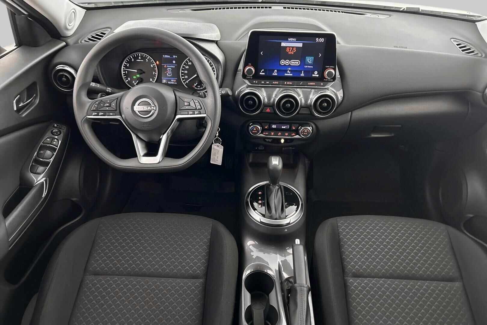 Nissan Juke iso kuva 7