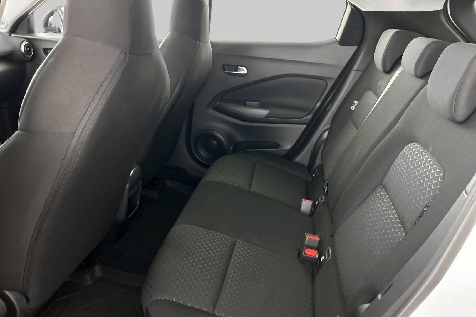 Nissan Juke iso kuva 6
