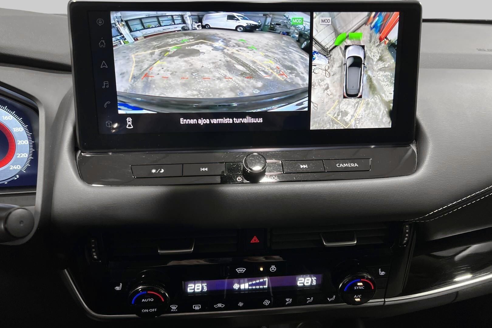 Nissan Qashqai iso kuva 19