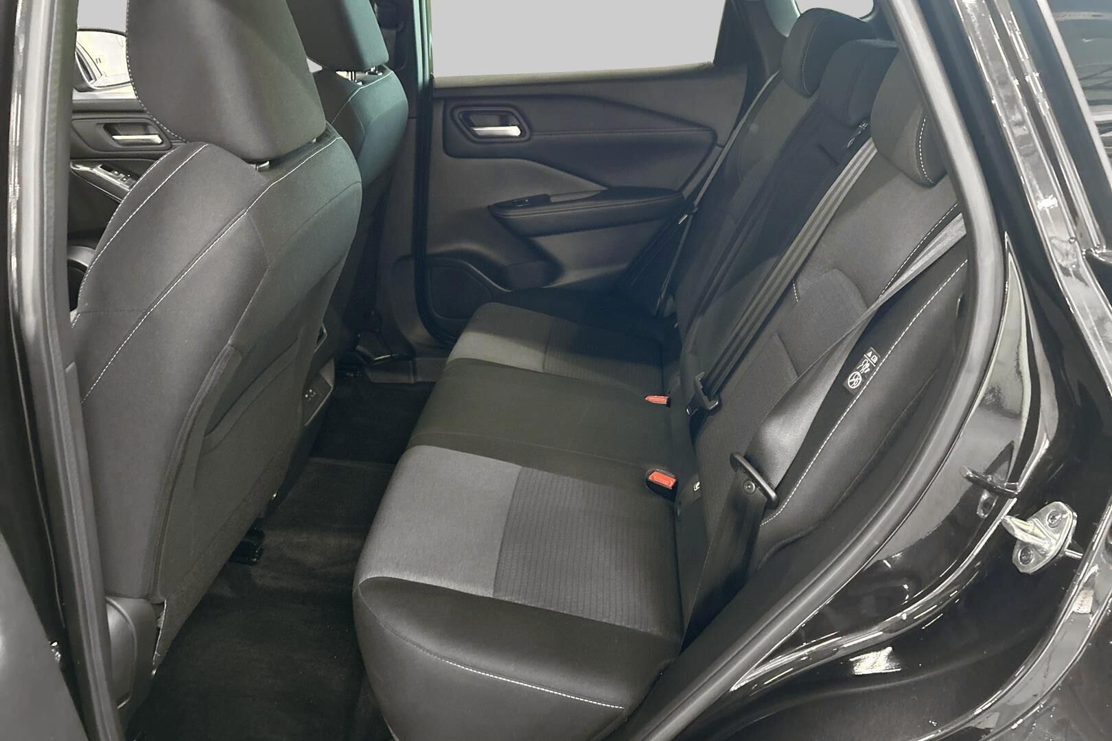 Nissan Qashqai iso kuva 5