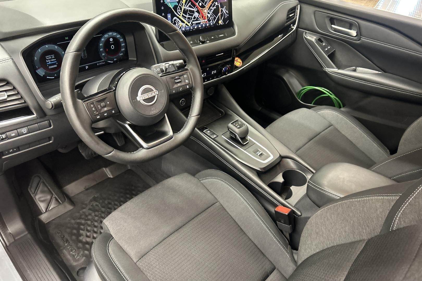 Nissan Qashqai iso kuva 16