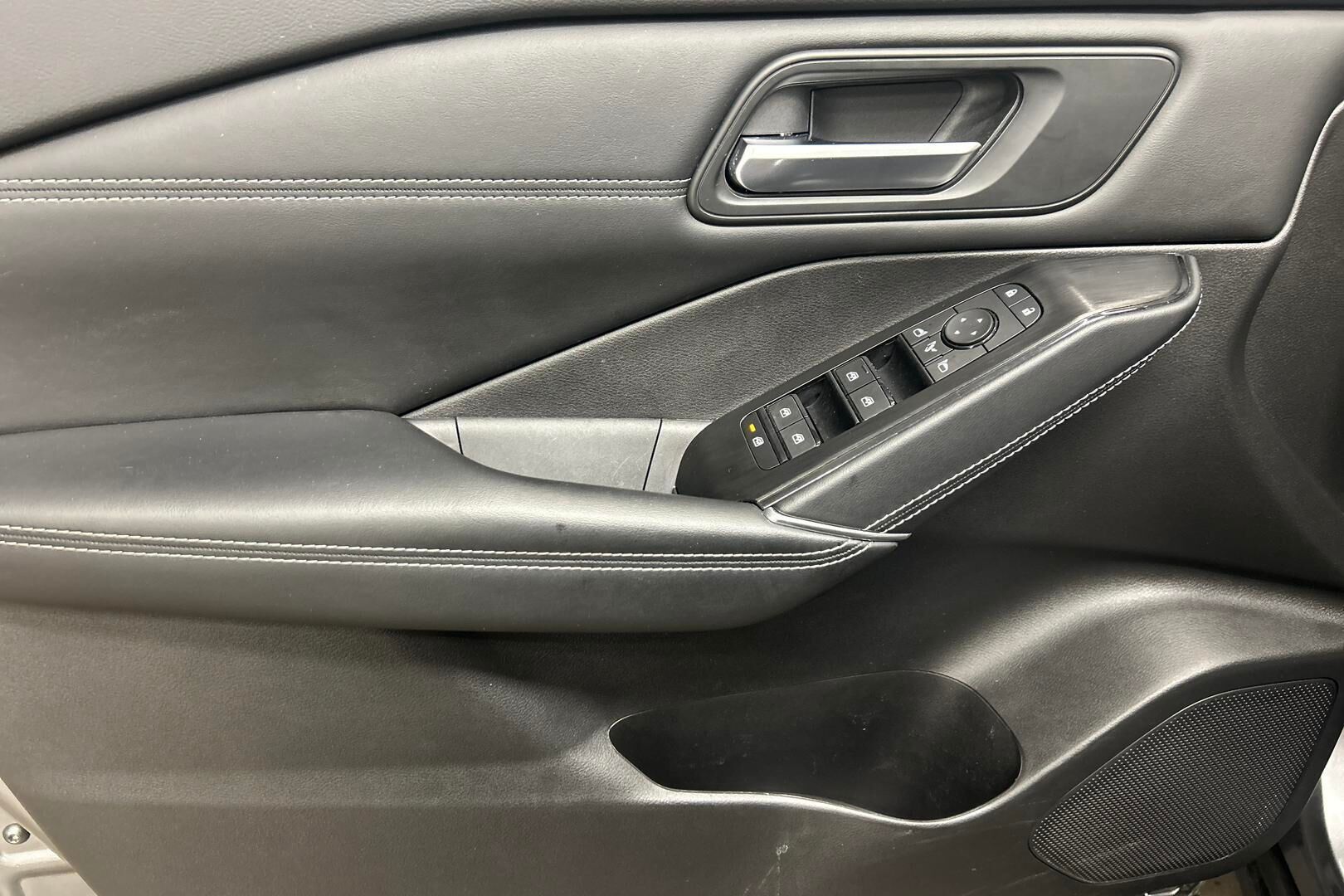 Nissan Qashqai iso kuva 23