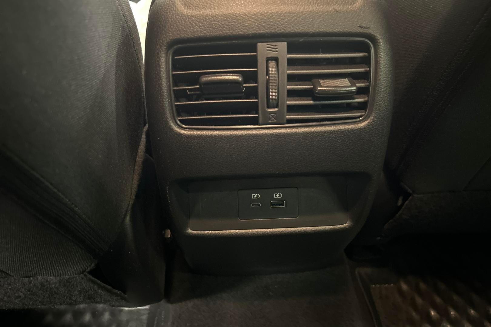 Nissan Qashqai iso kuva 24