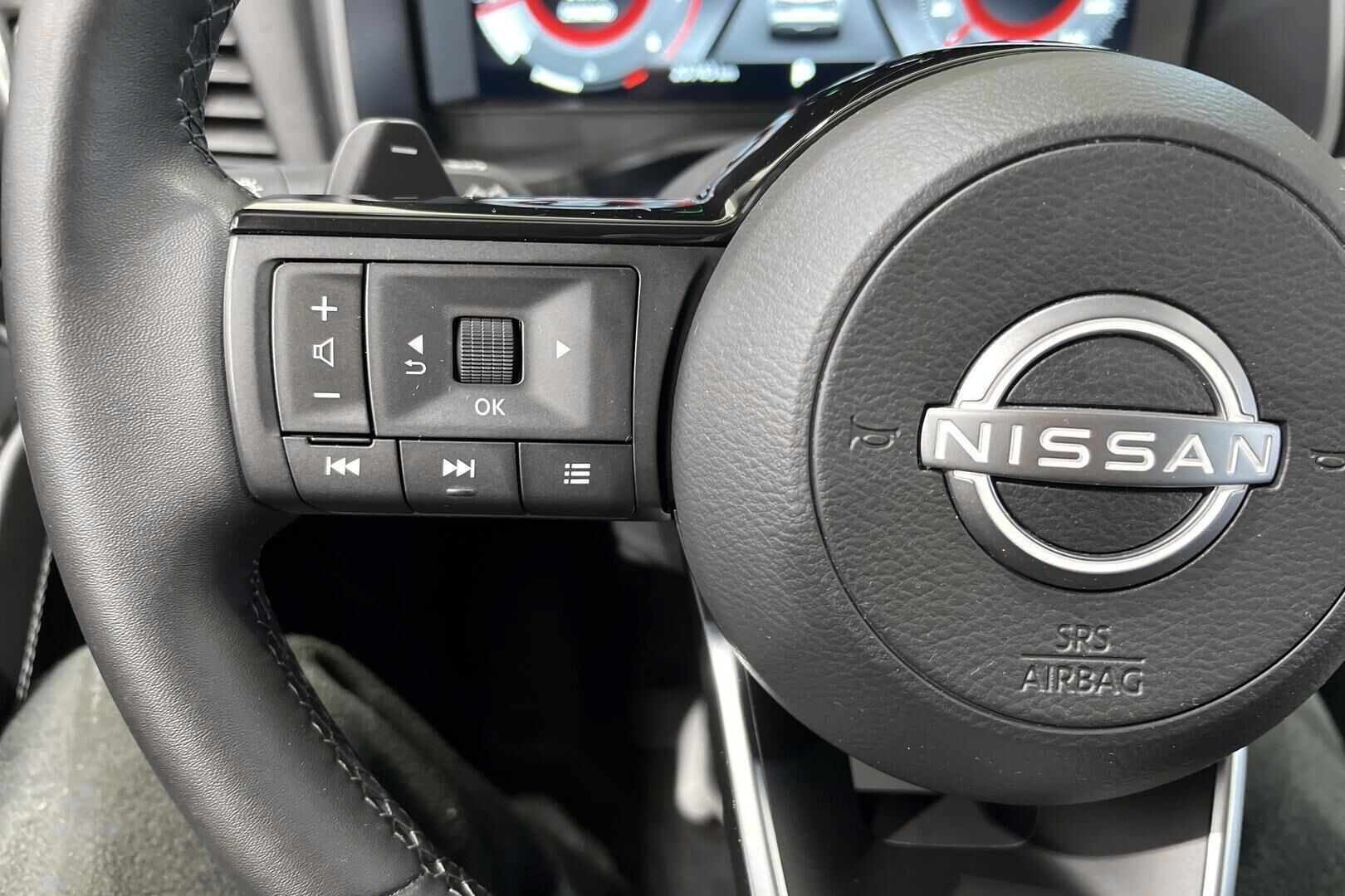Nissan Qashqai iso kuva 13