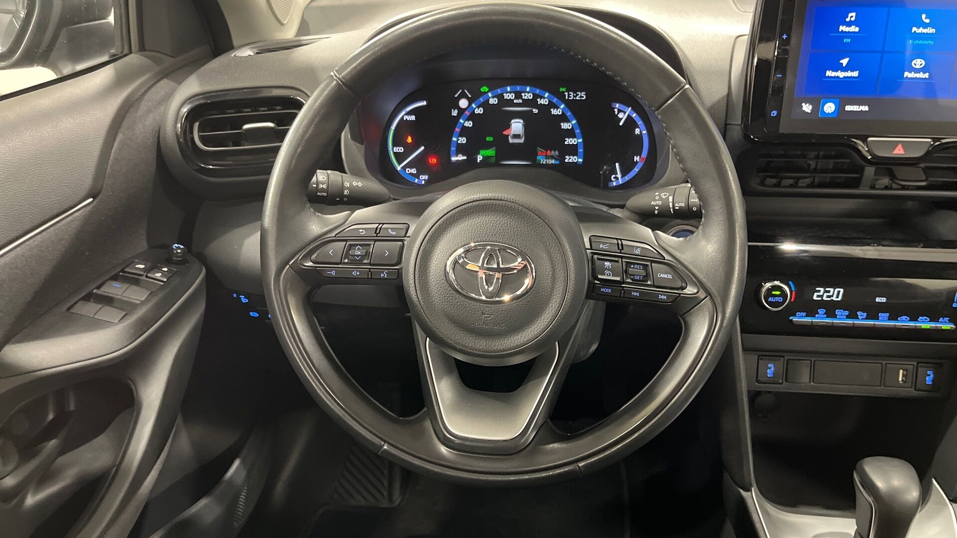 Toyota Yaris Cross iso kuva 11