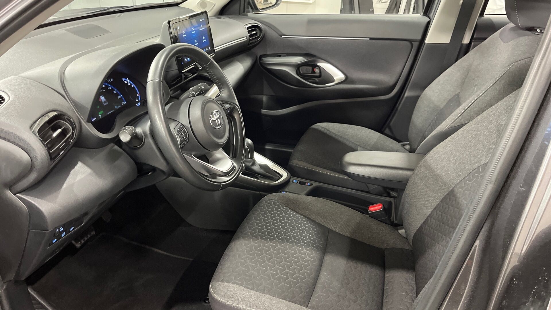 Toyota Yaris Cross iso kuva 7