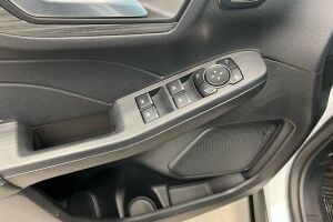 Ford Kuga esikatselu 18