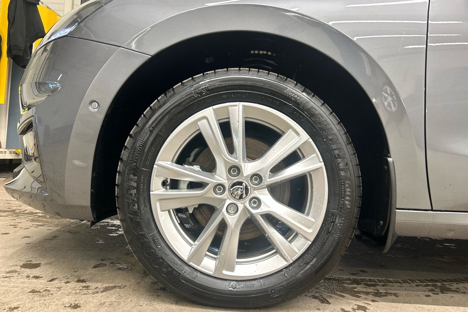 Skoda Fabia iso kuva 19