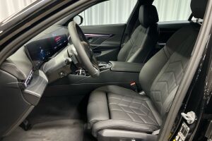 BMW i5 esikatselu 7