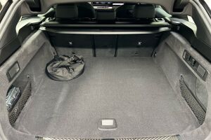 BMW i5 esikatselu 9