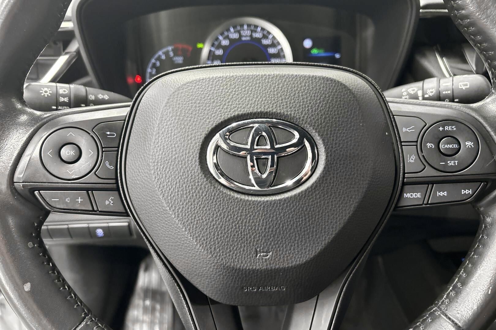 Toyota Corolla iso kuva 17