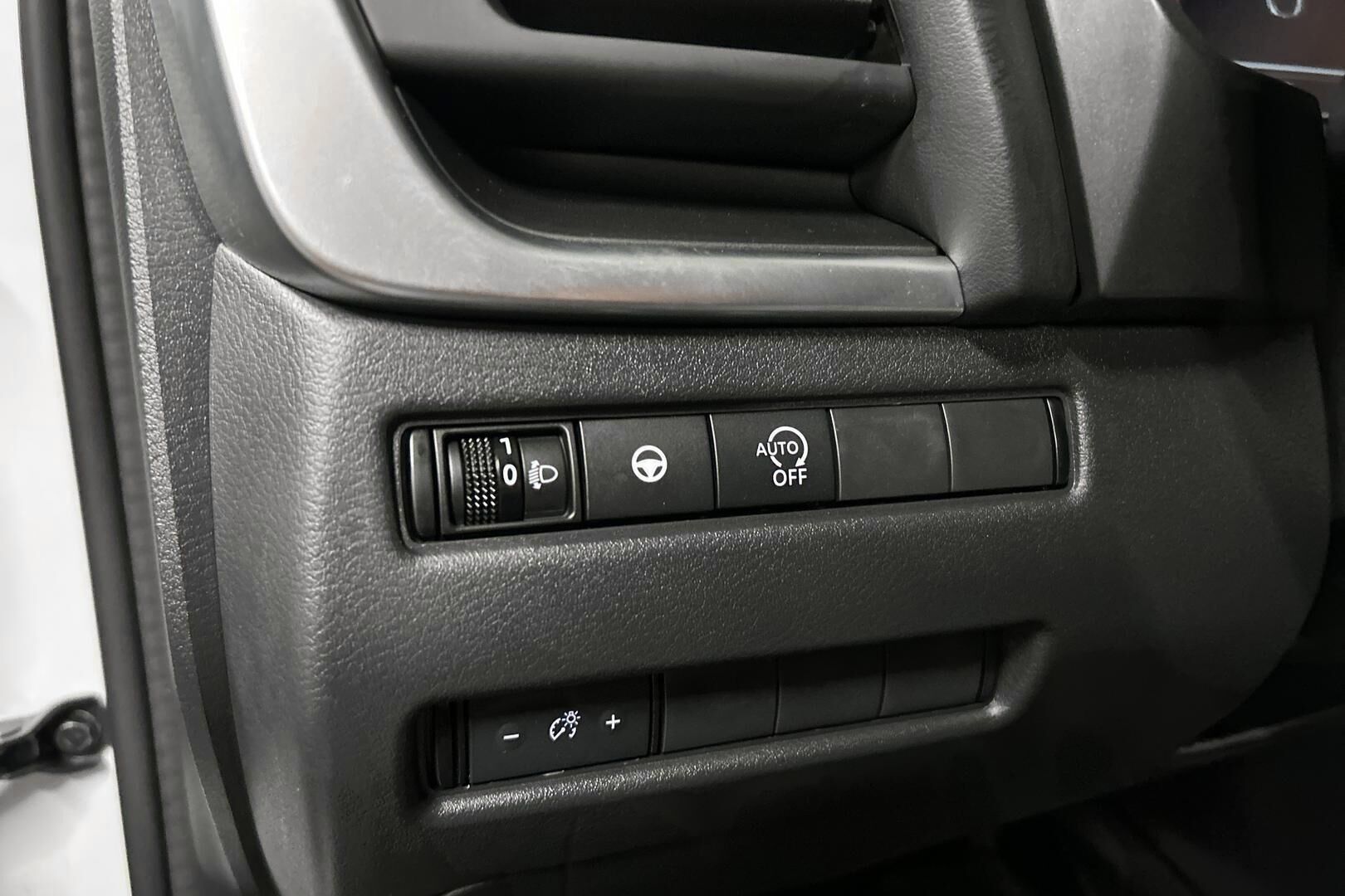 Nissan Qashqai iso kuva 16