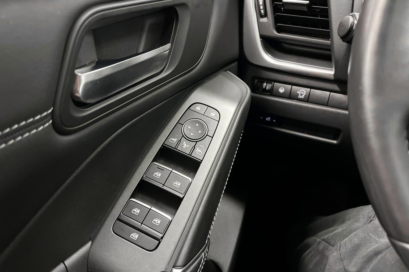 Nissan Qashqai iso kuva 20