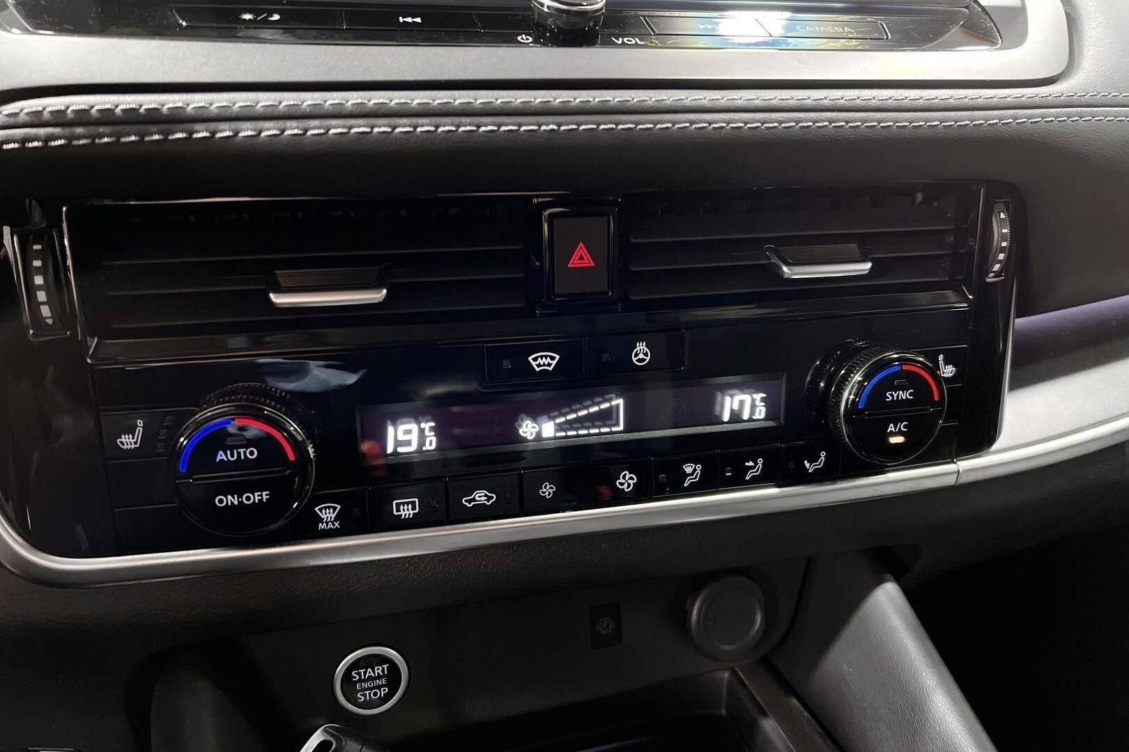 Nissan Qashqai iso kuva 17