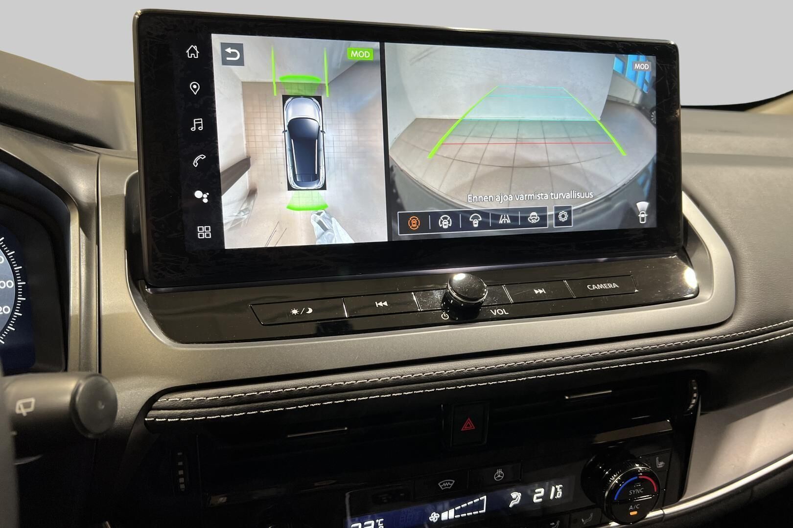 Nissan Qashqai iso kuva 14