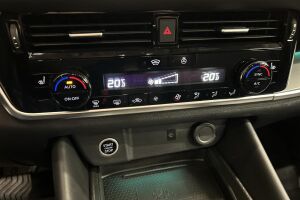 Nissan Qashqai esikatselu 21